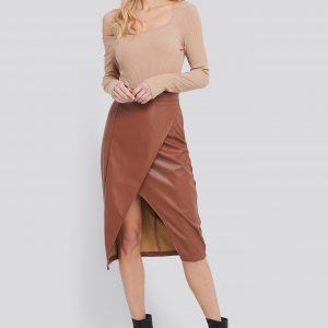 NA-KD Overlap Front Skirt