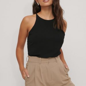 NA-KD Lace Back Top