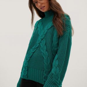 Jildrae x NA-KD Oversized Cable Knit Sweater